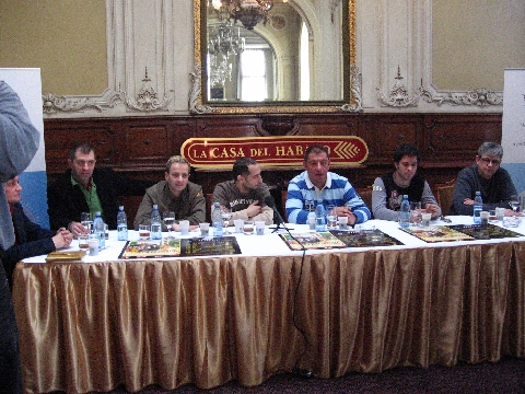 conf presa Bucuresti 0903.jpg