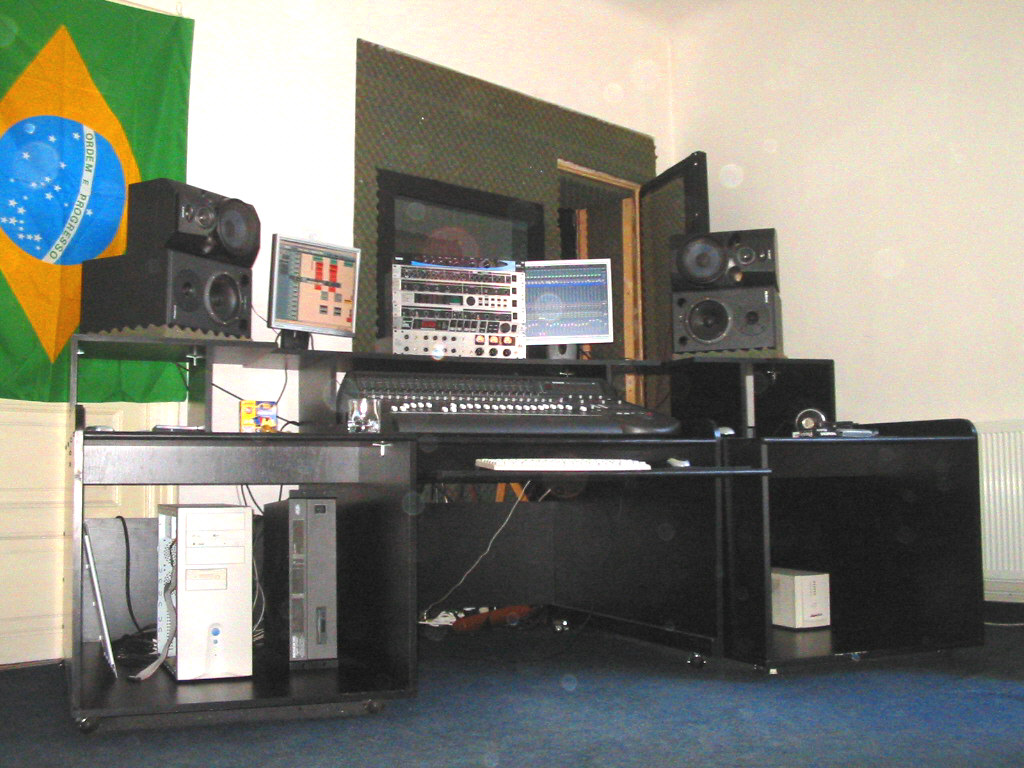 studio 2.jpg