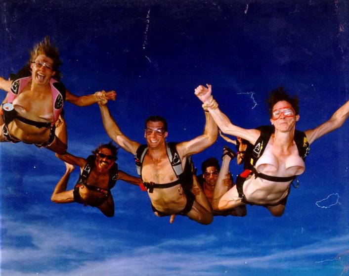 't skydive nude.jpg