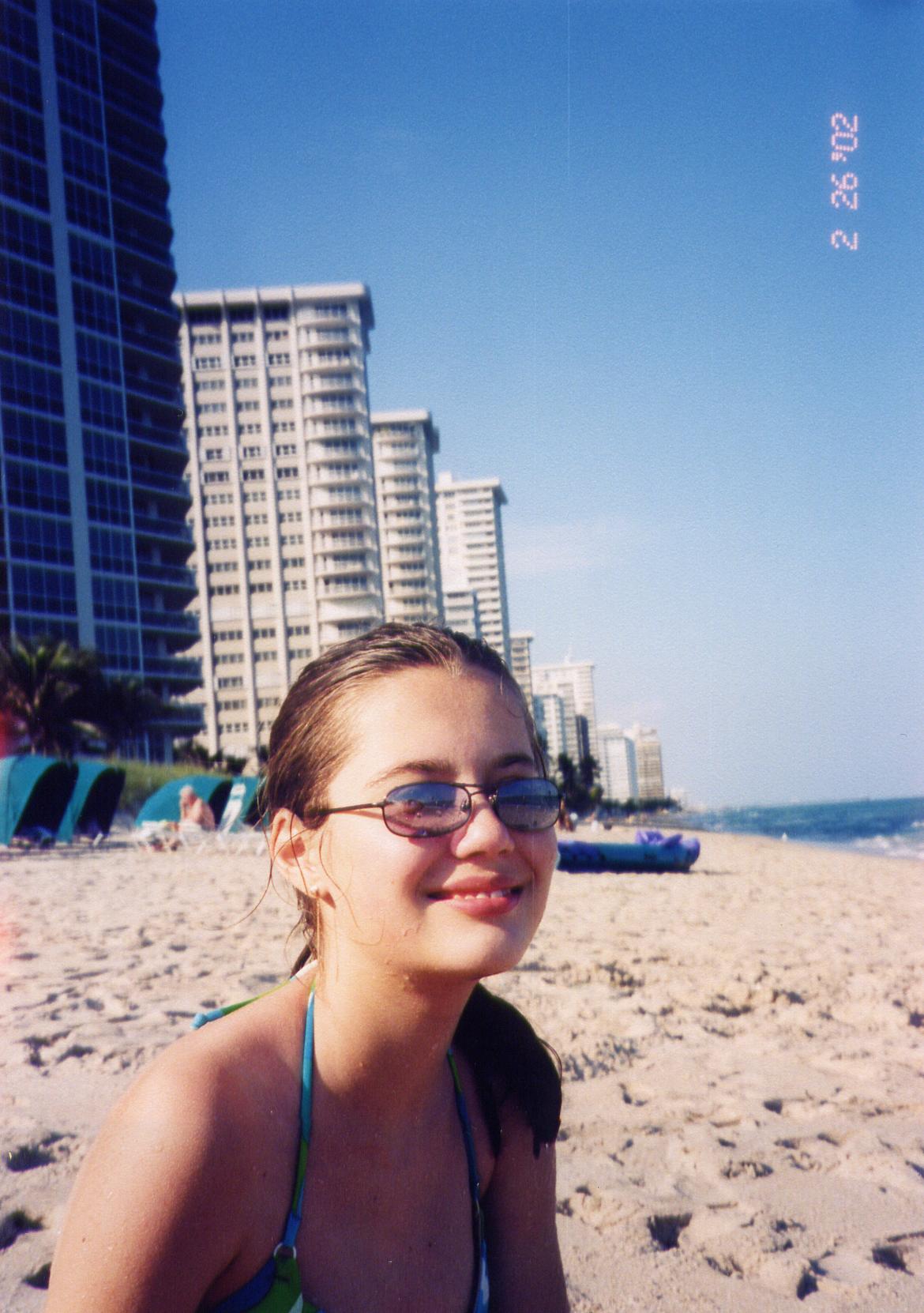 happygrl.jpg