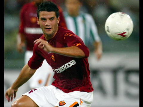 chivu1.jpg