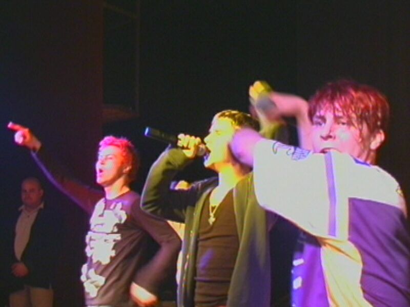 pe_scena.jpg